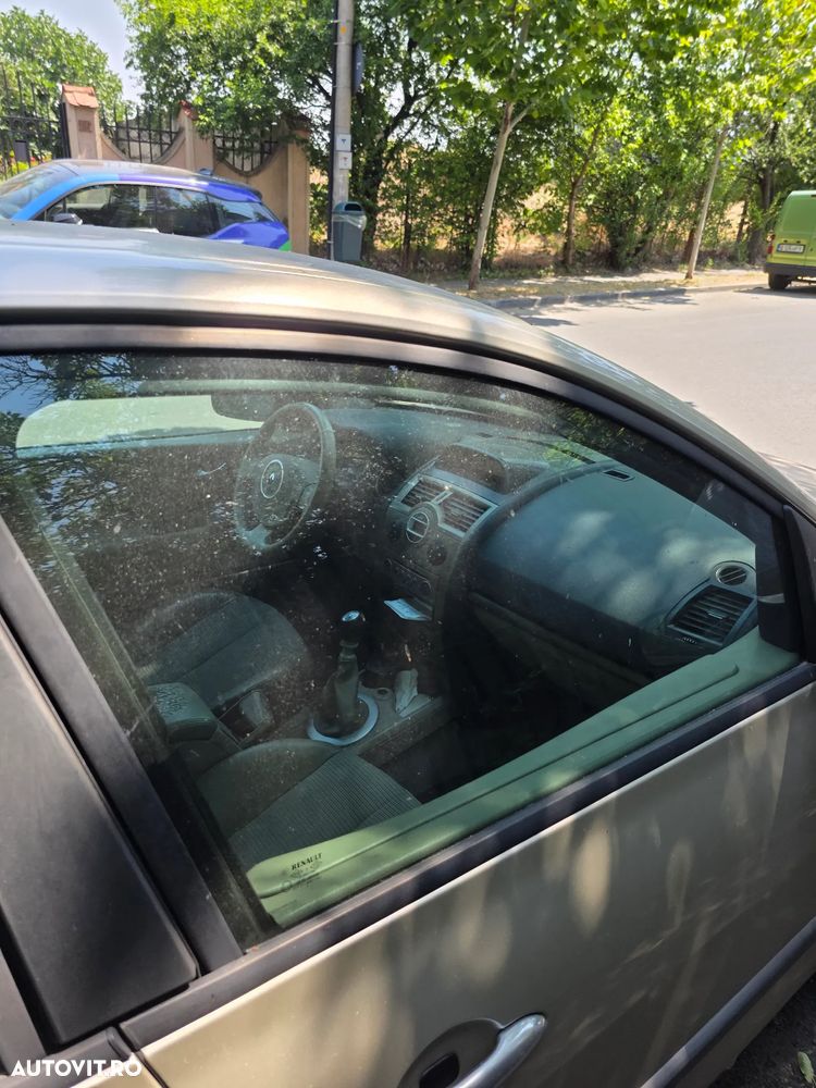 Renault Megane II 1.9 dCi Privilege - 4