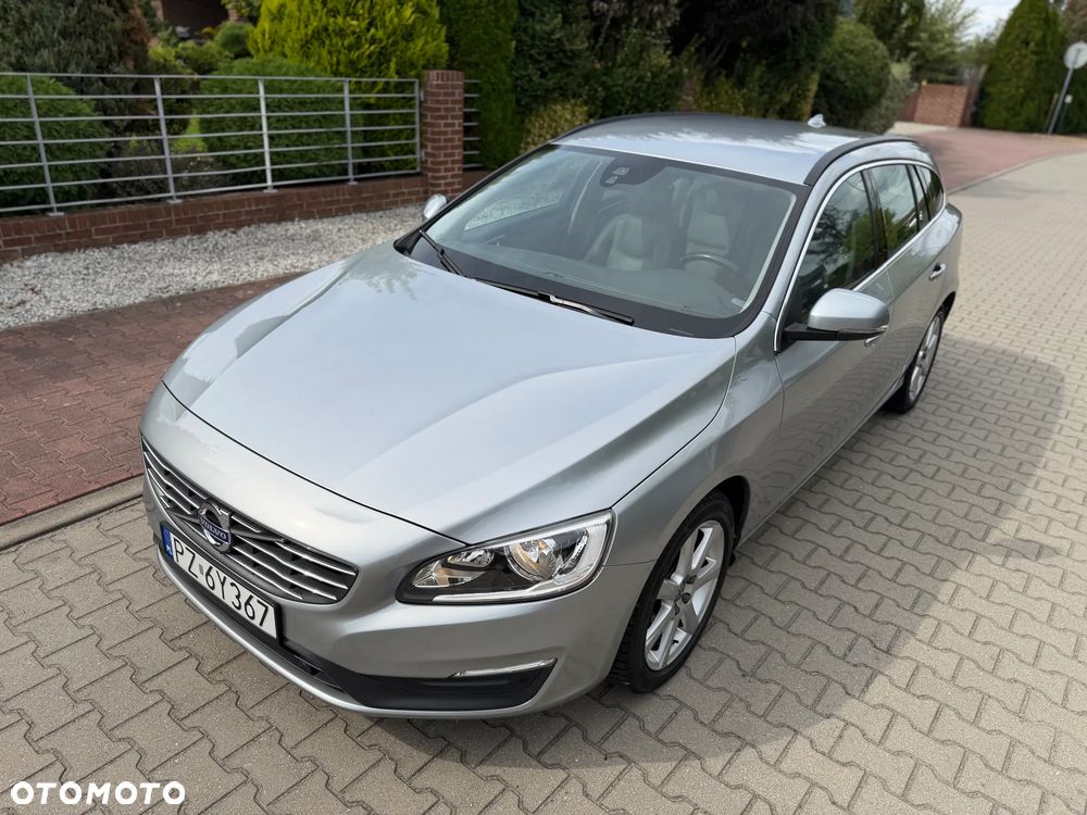 Volvo V60 - 16