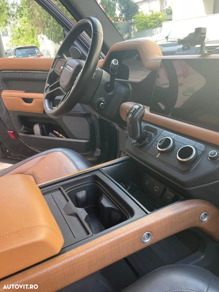 Land Rover Defender 90 3.0 D300 MHEV X - 8