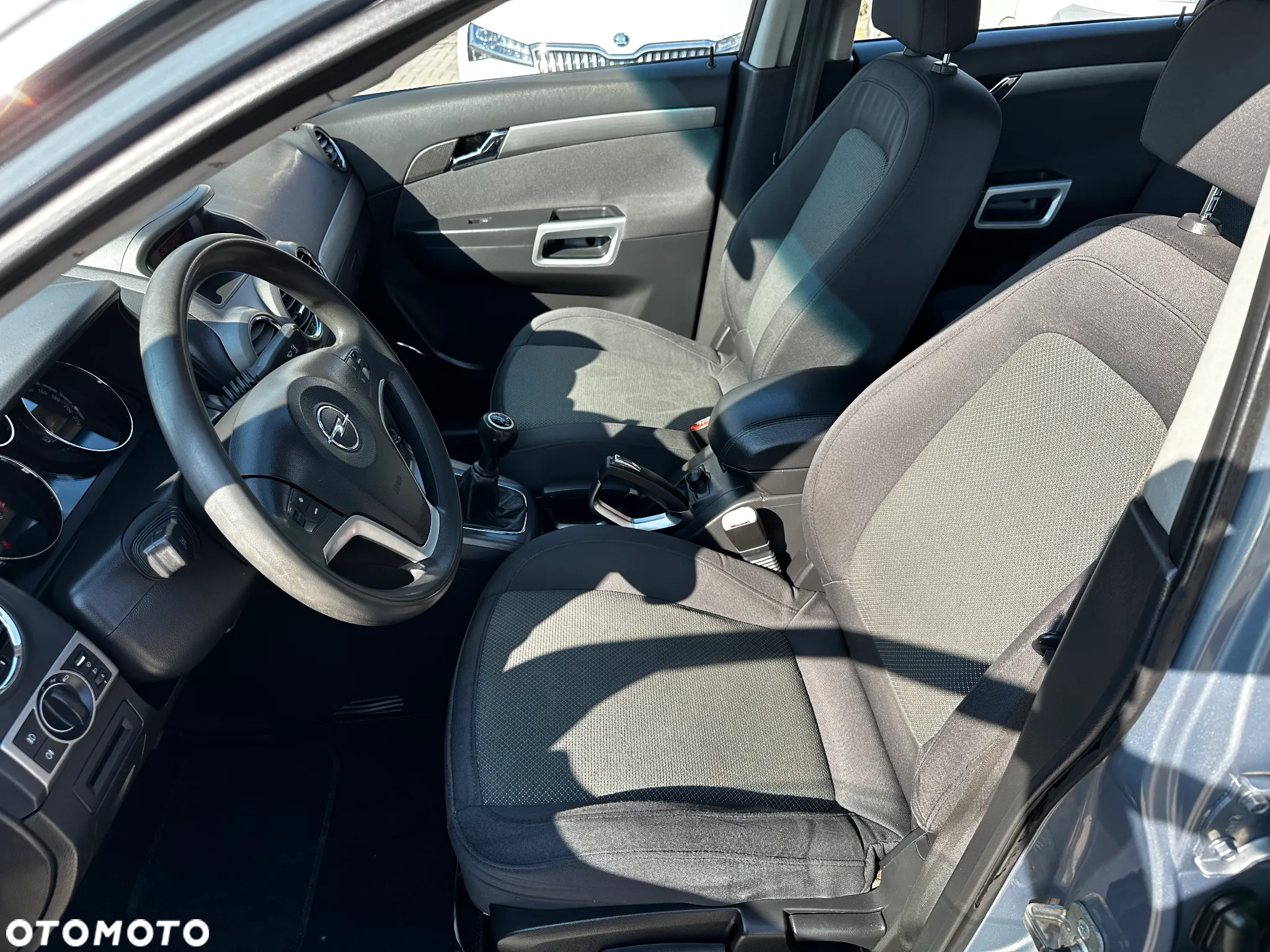Opel Antara - 18