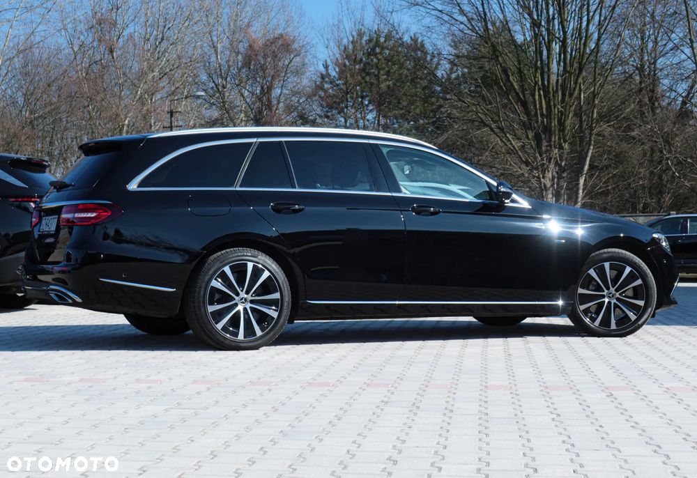 Mercedes-Benz Klasa E 300 de 9G-TRONIC Exclusive - 29