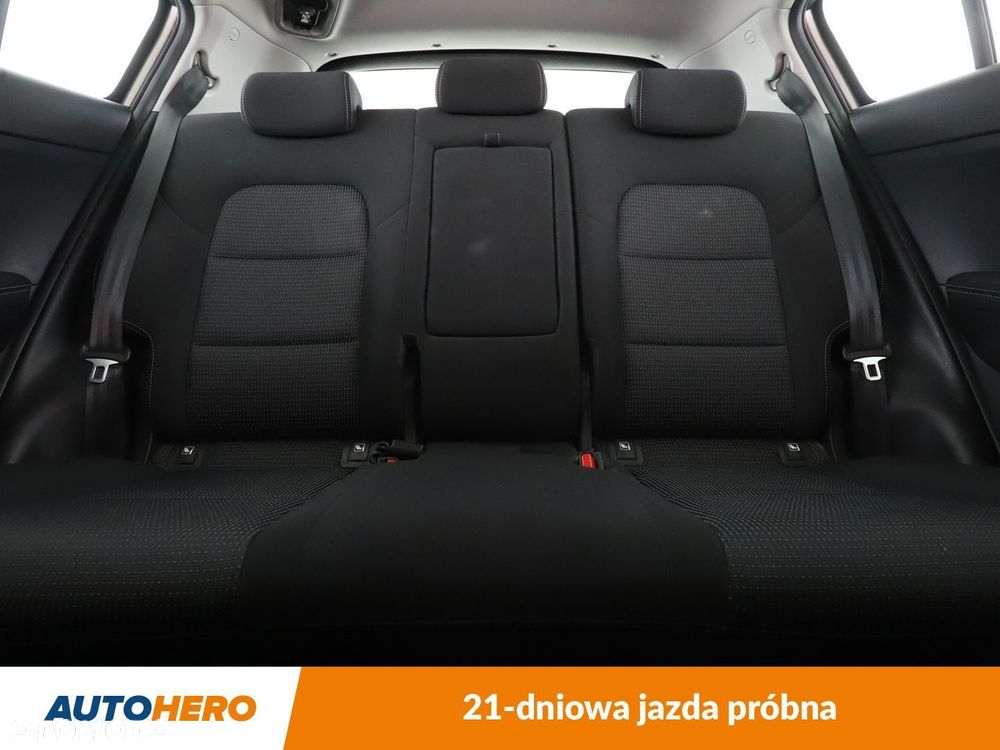 Kia Sportage - 16