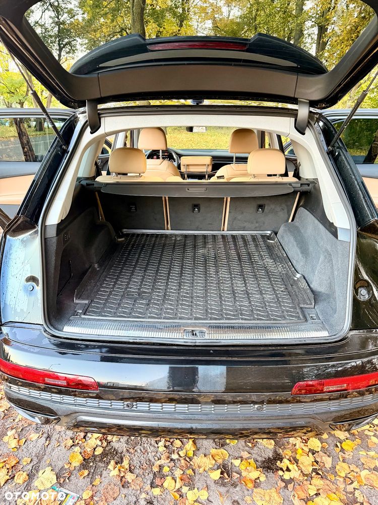 Audi Q7 - 17