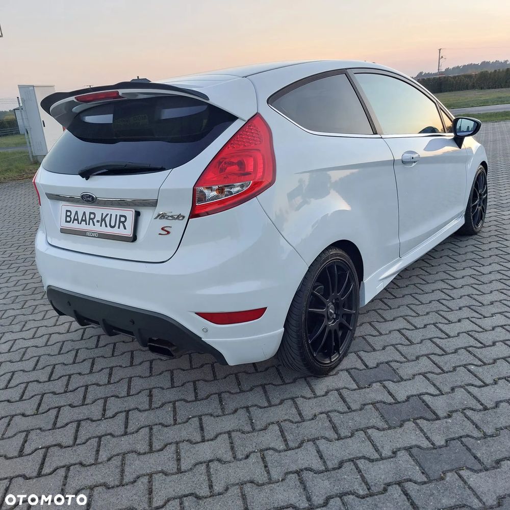 Ford Fiesta 1.4 Sport - 12