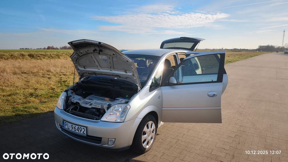 Opel Meriva 1.6 16V (Essentia) - 9