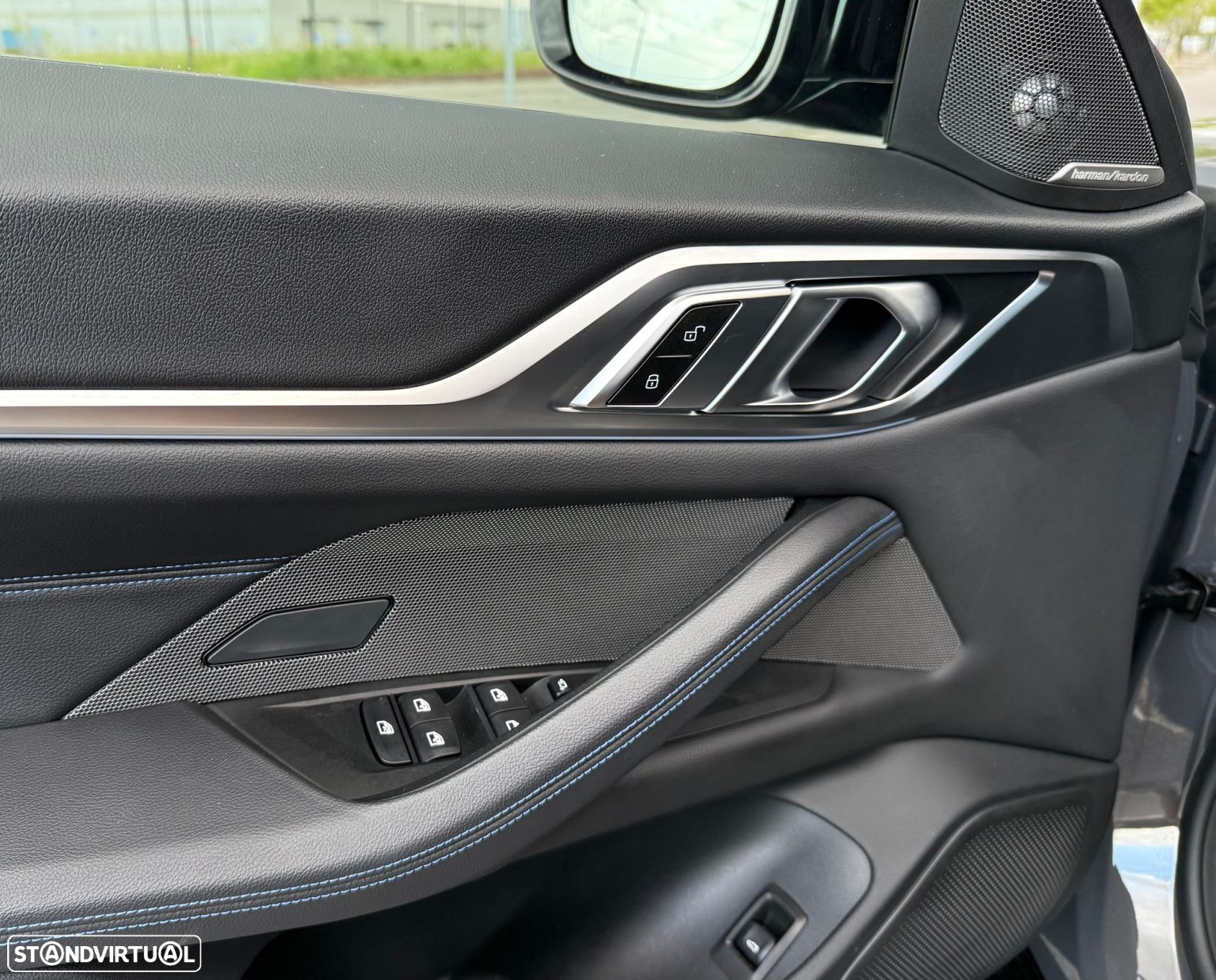 BMW i4 eDrive40 Desportiva M - 23