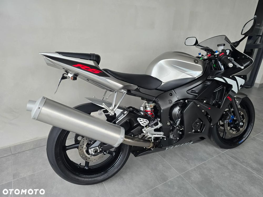 Yamaha R6 - 38