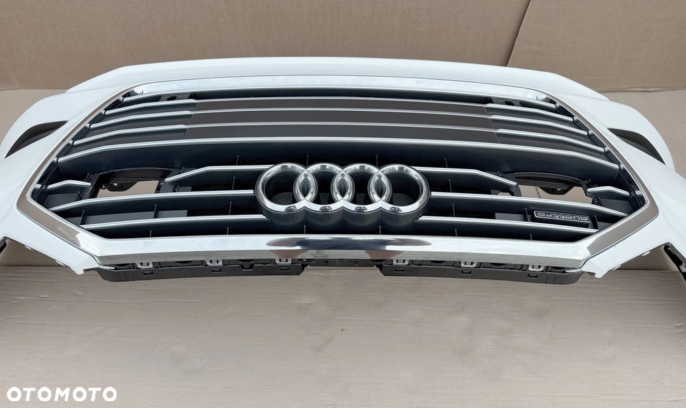 Zderzak przedni Audi A6 C8 4K0 - BDB przód Basis 6x PDC - 12