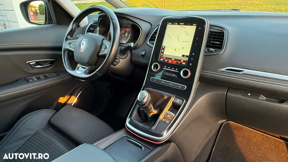 Renault Scenic ENERGY dCi 130 BOSE EDITION - 3
