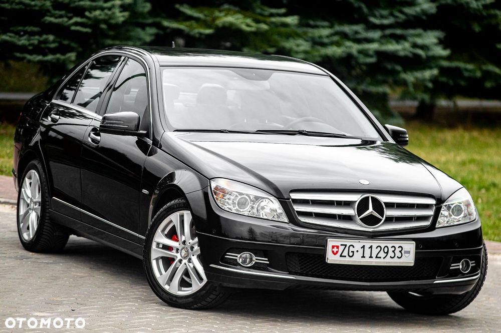 Mercedes-Benz Klasa C 180 BlueEFFICIENCY 7G-TRONIC Avantgarde - 2