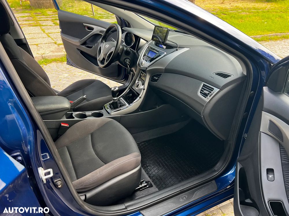Hyundai Elantra 1.6 MPi Highway - 6