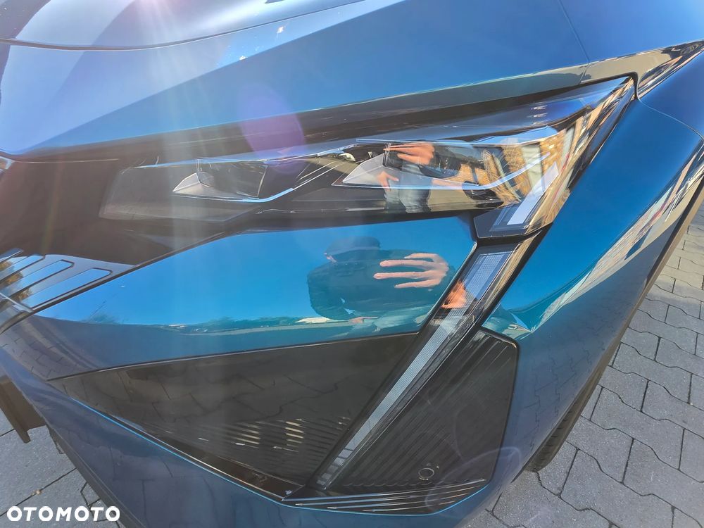 Peugeot 408 - 9
