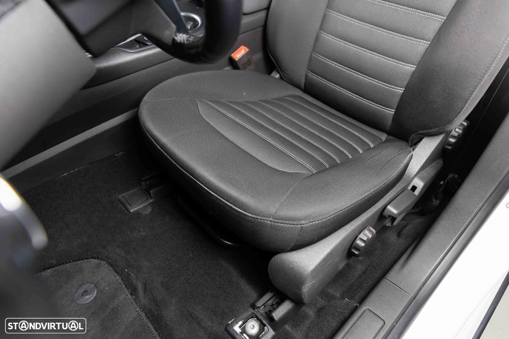 Ford Mondeo SW 1.5 TDCi Business Plus ECOnetic - 41