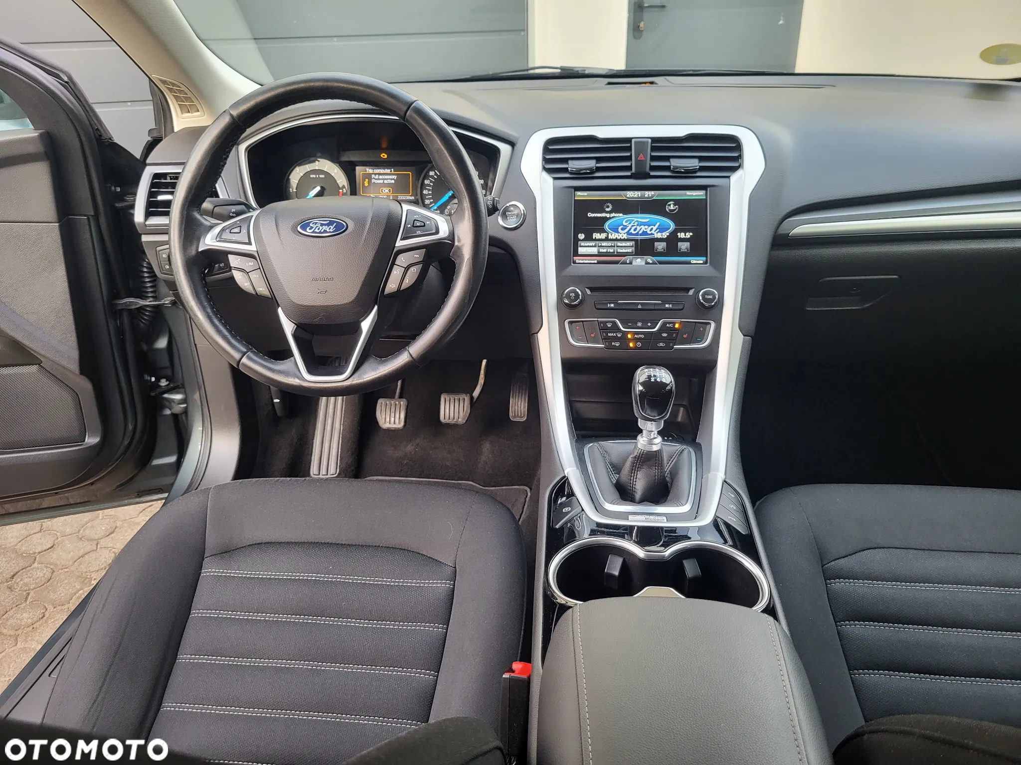 Ford Mondeo 2.0 EcoBlue Executive Plus - 26