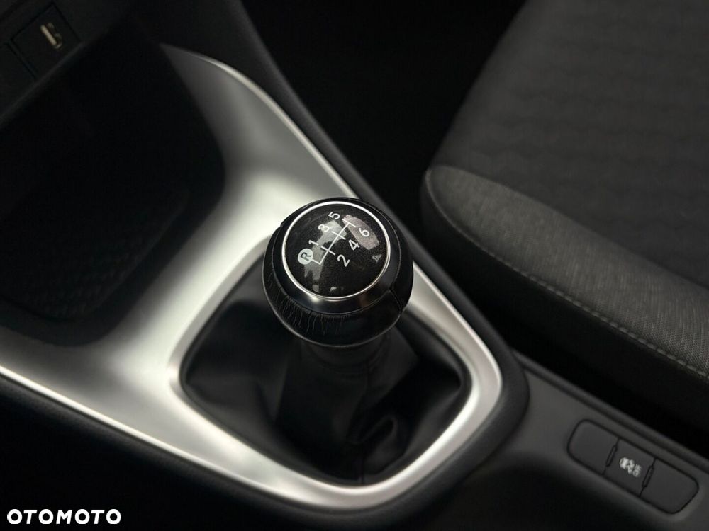 Toyota Yaris 1.5 Comfort - 20