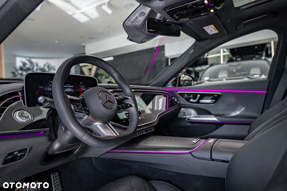 Mercedes-Benz Klasa E 300e 4Matic 9G-TRONIC Edition AMG Line - 25