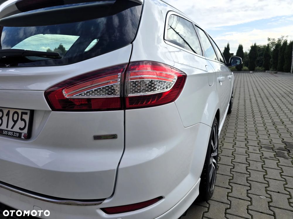 Ford Mondeo 2.0 EcoBoost Titanium S - 15