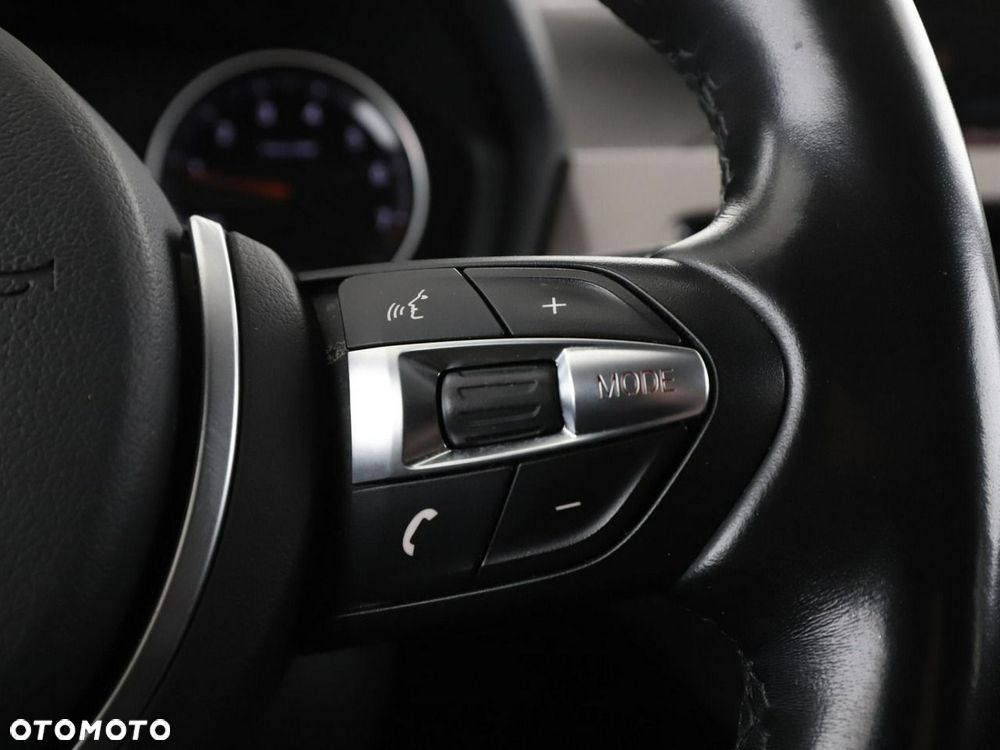 BMW X1 sDrive20i xLine - 30