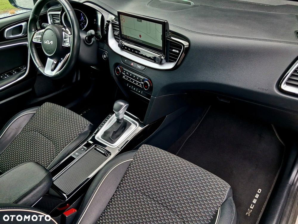 Kia XCeed - 15