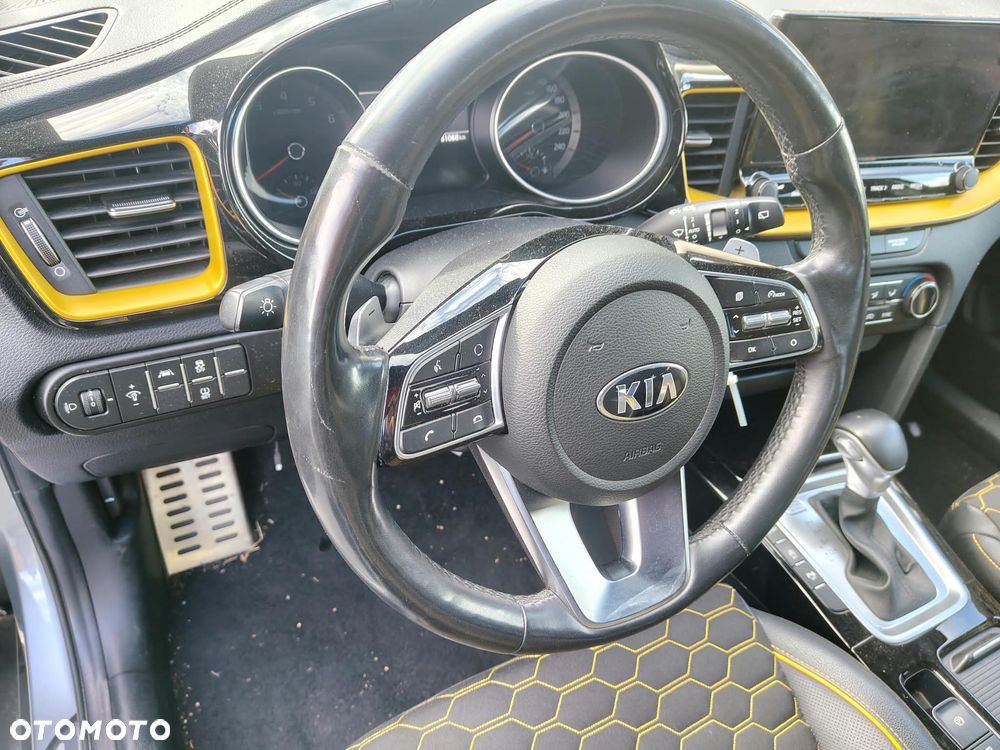 Kia XCeed 1.4 T-GDI OPF DCT7 PLATINUM EDITION - 16