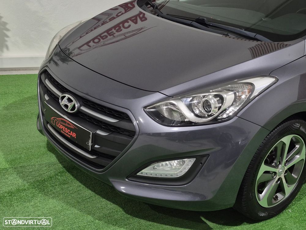 Hyundai i30 1.6 CRDI Blue Comfort J16 - 3