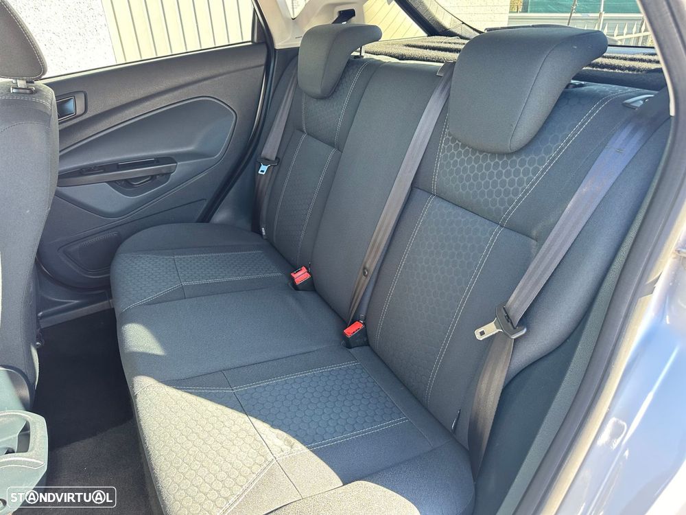 Ford Fiesta 1.25 Titanium - 10