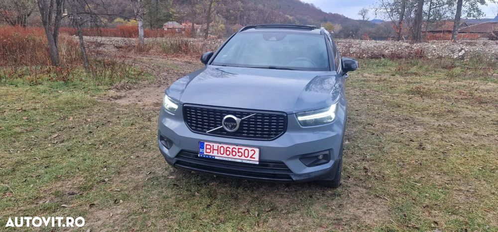 Volvo XC 40 D4 AWD R-Design - 10