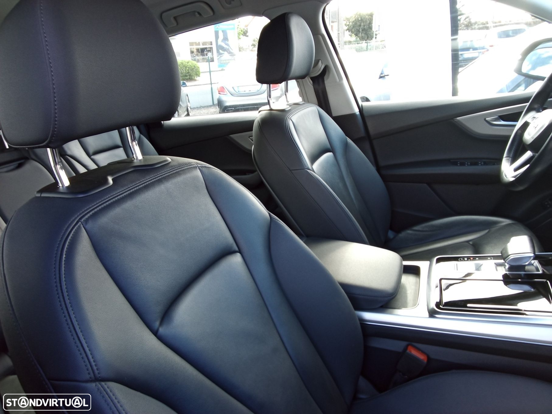 Audi Q7 55 TFSIe quattro Tiptronic - 25