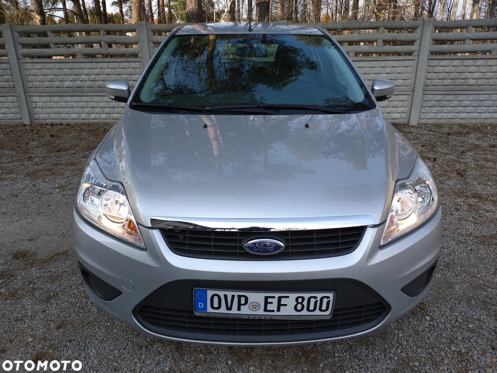 Ford Focus 1.6 16V Ambiente - 2