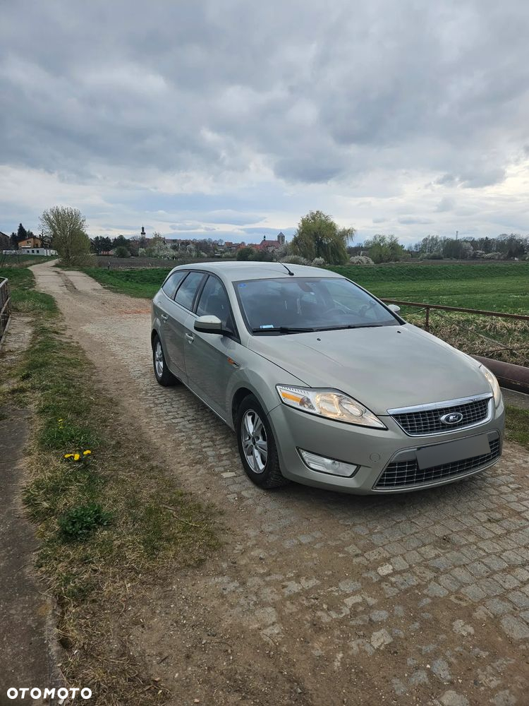 Ford Mondeo 2.0 TDCi Titanium - 4