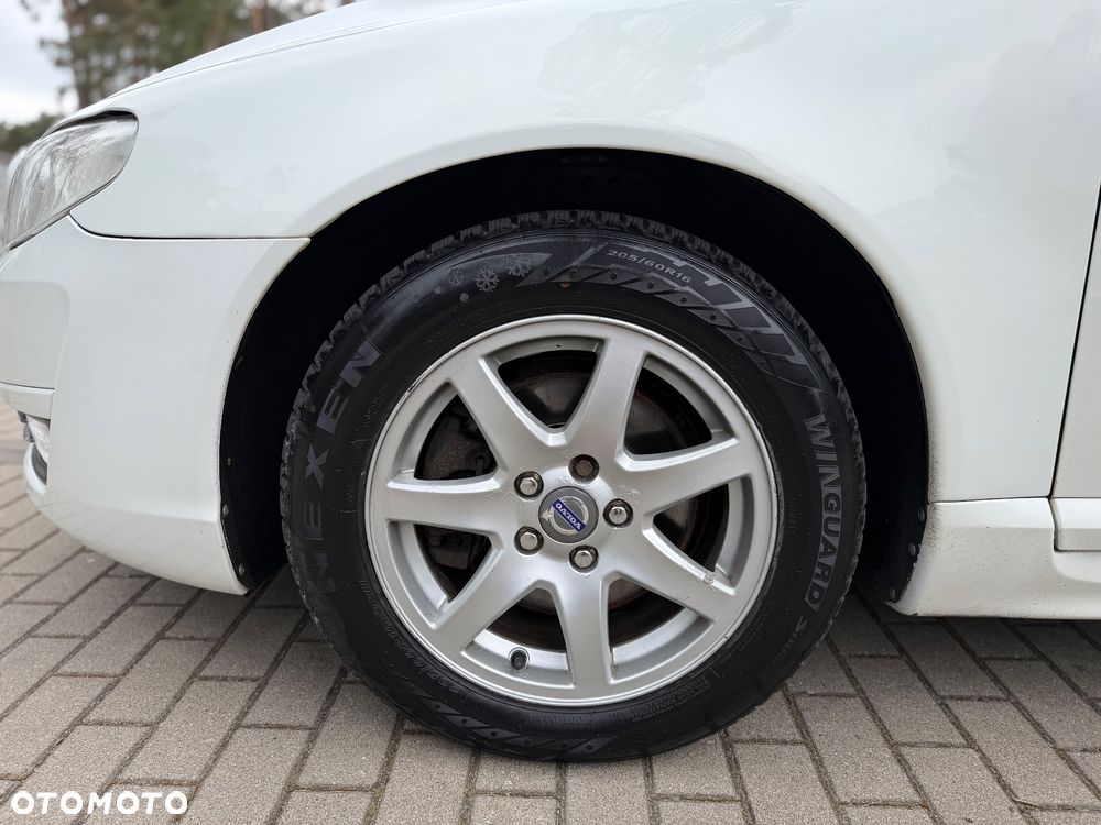 Volvo V70 D4 Geartronic Summum - 9