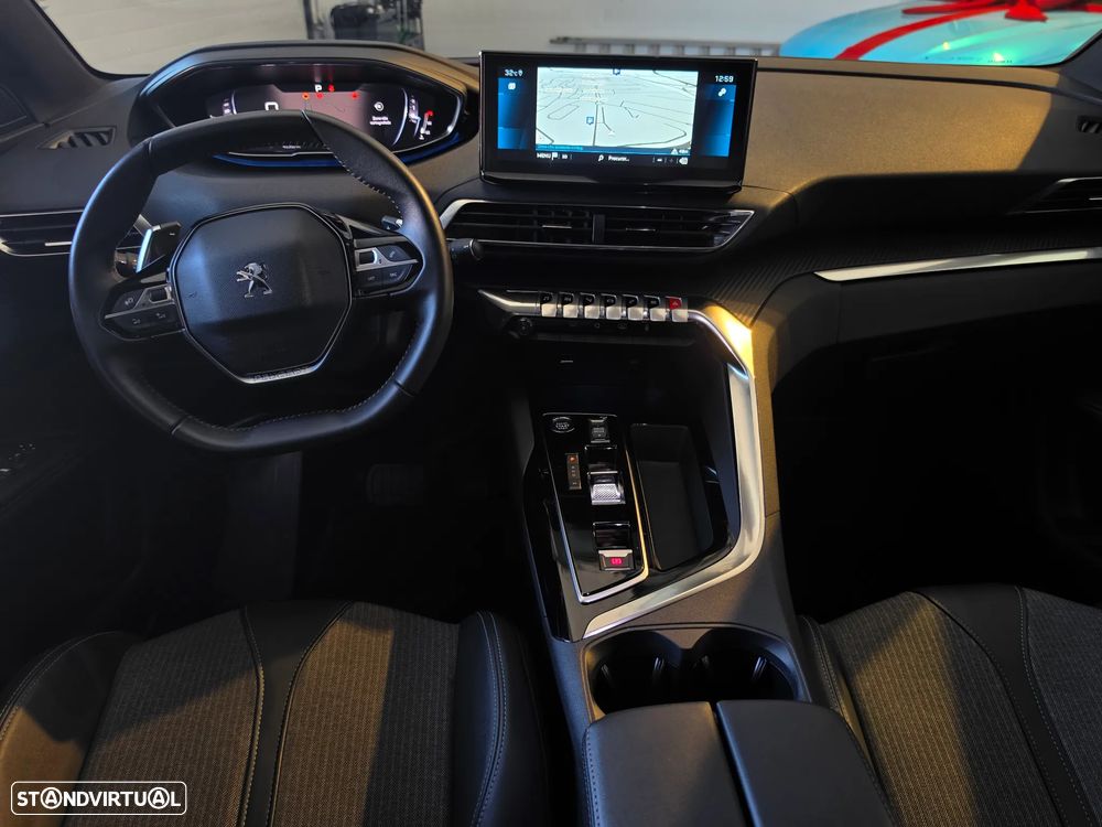Peugeot 3008 BlueHDi 130 Stop & Start EAT8 Allure - 29