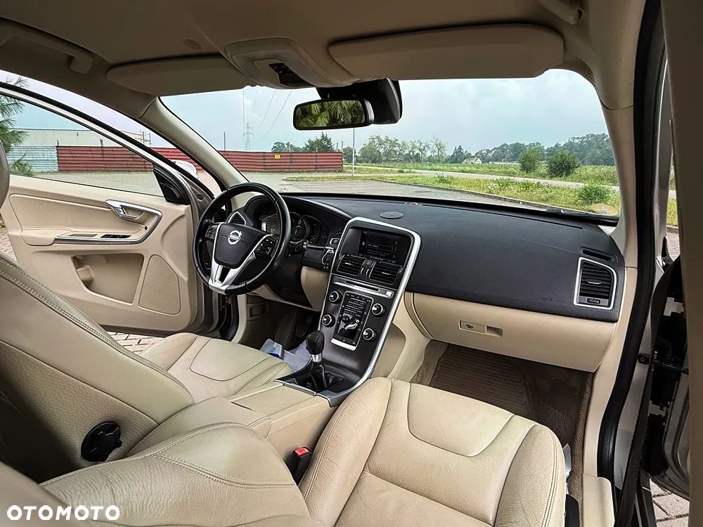 Volvo XC 60 D3 Summum - 6