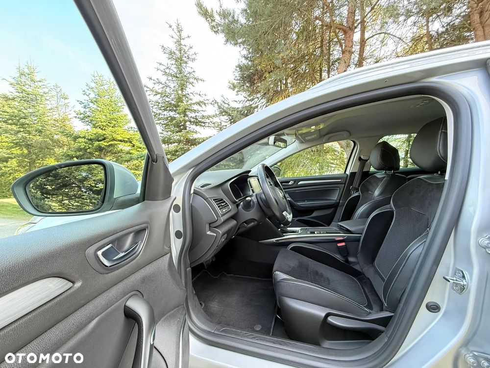 Renault Megane TCe 140 GPF EDC INTENS - 14