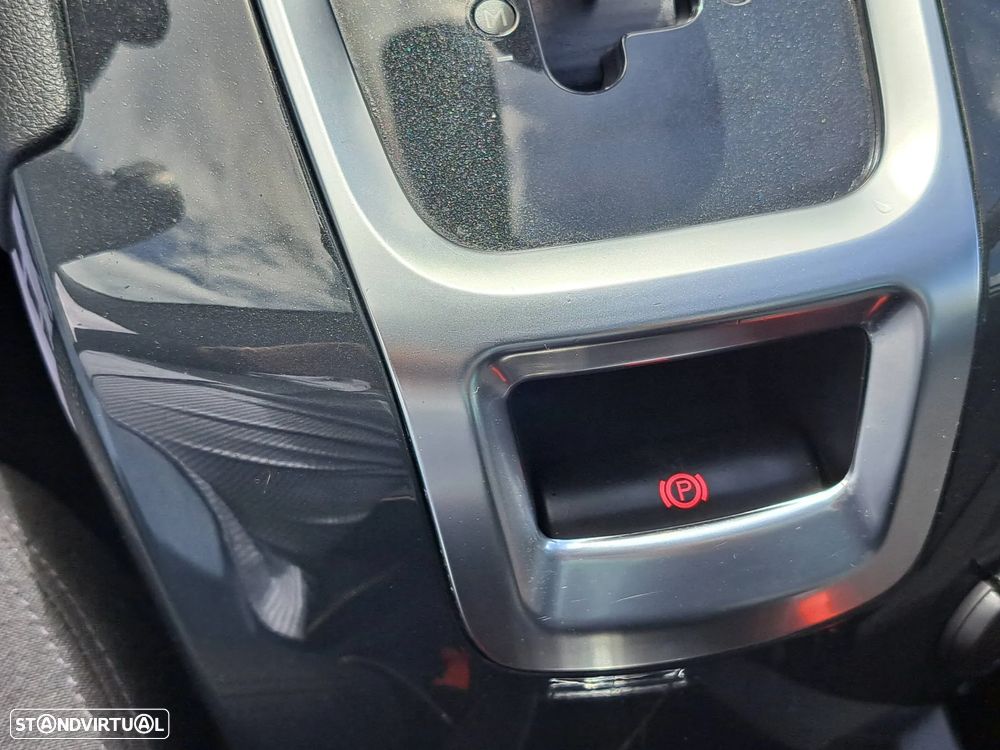 Peugeot 5008 1.6 BlueHDi Allure EAT6 - 42