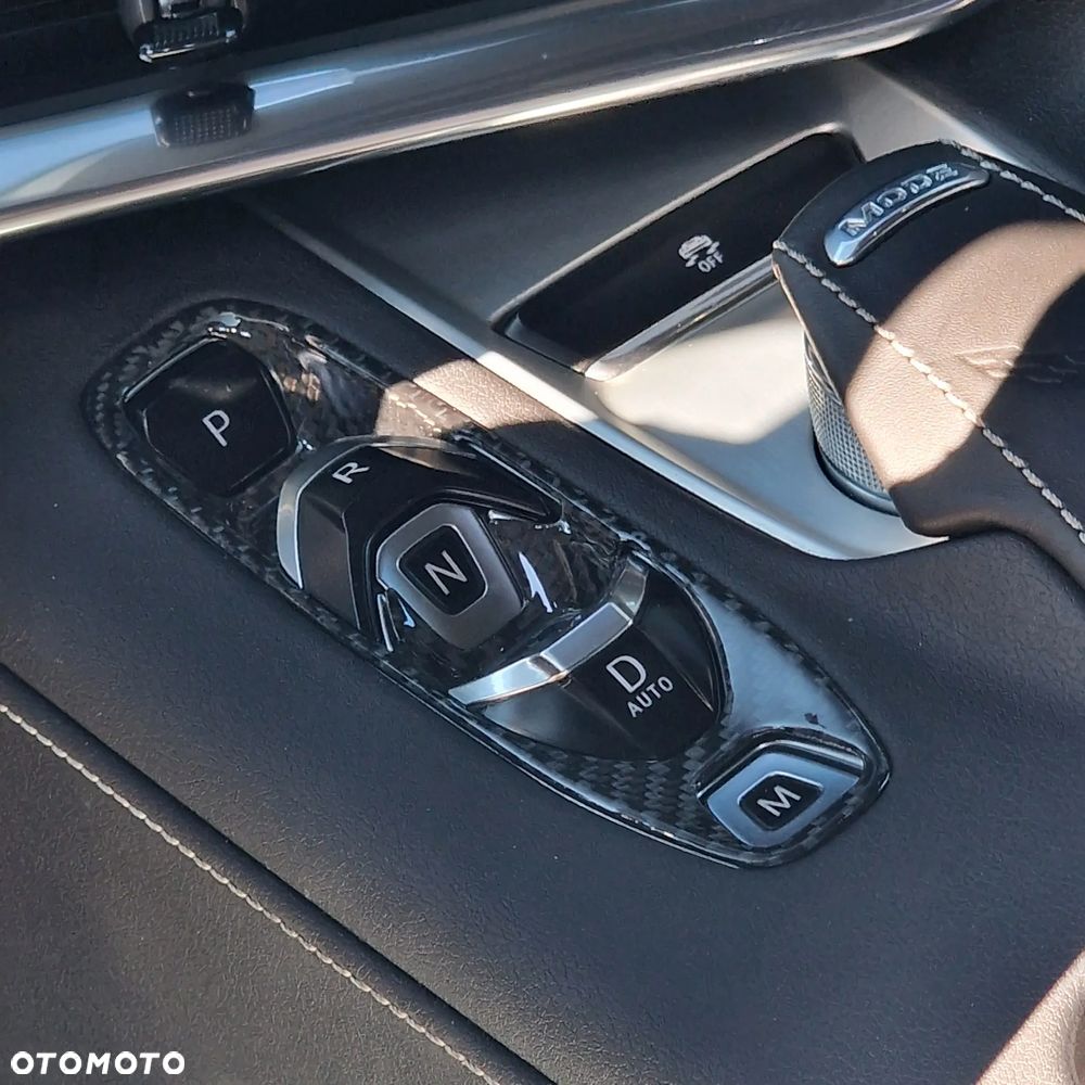 Chevrolet Corvette - 9