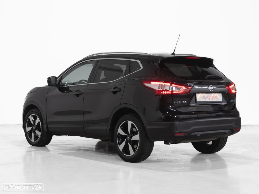 Nissan Qashqai - 4
