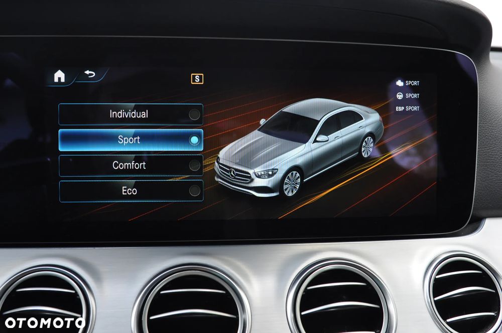 Mercedes-Benz Klasa E 300 d 4-Matic Avantgarde - 26
