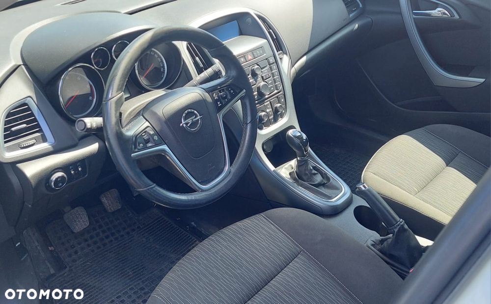 Opel Astra 1.7 CDTI DPF Style - 8