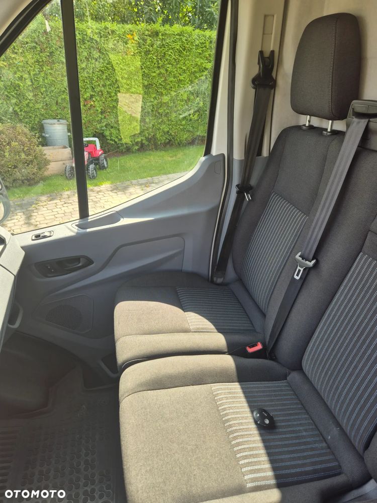 Ford Transit - 13