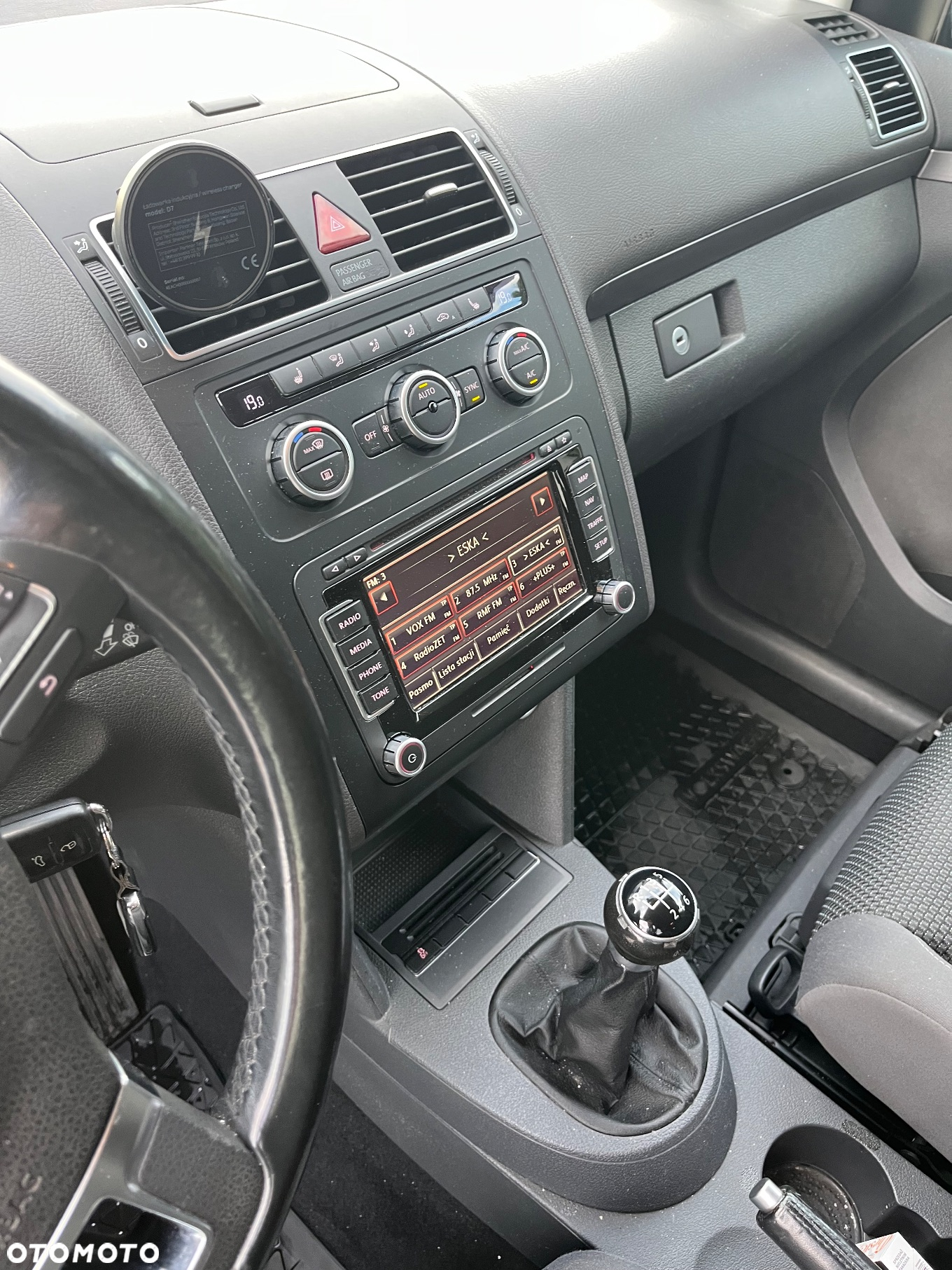Volkswagen Touran 2.0 TDI DPF Cross - 9