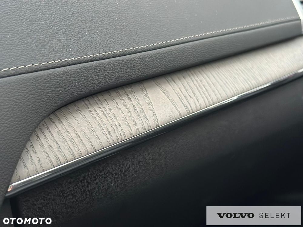 Volvo XC 90 - 28