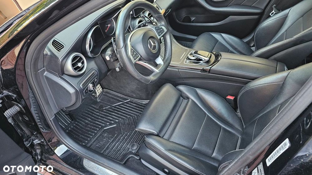 Mercedes-Benz Klasa C 300 7G-TRONIC - 30