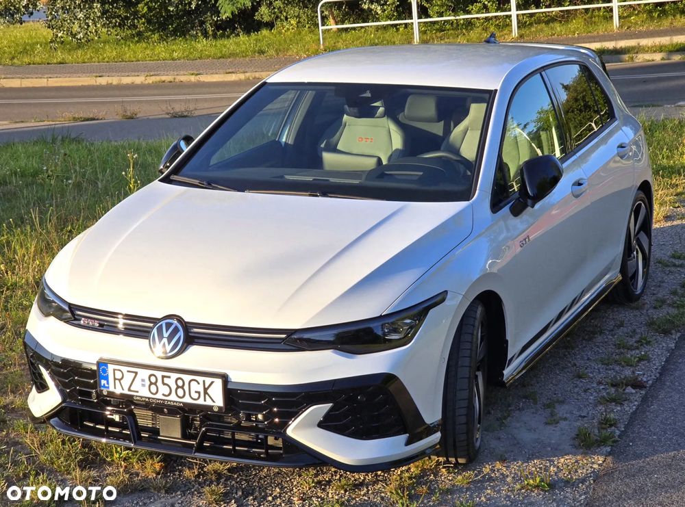 Volkswagen Golf - 7
