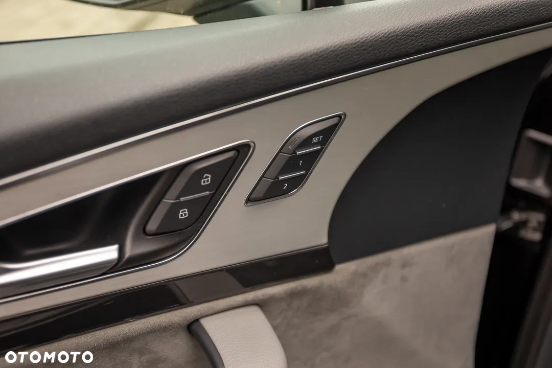 Audi SQ7 4.0 TDI Quattro Tiptronic - 26