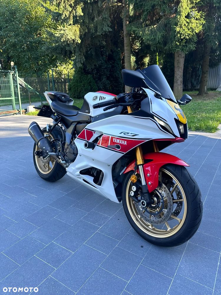 Yamaha R7 - 29