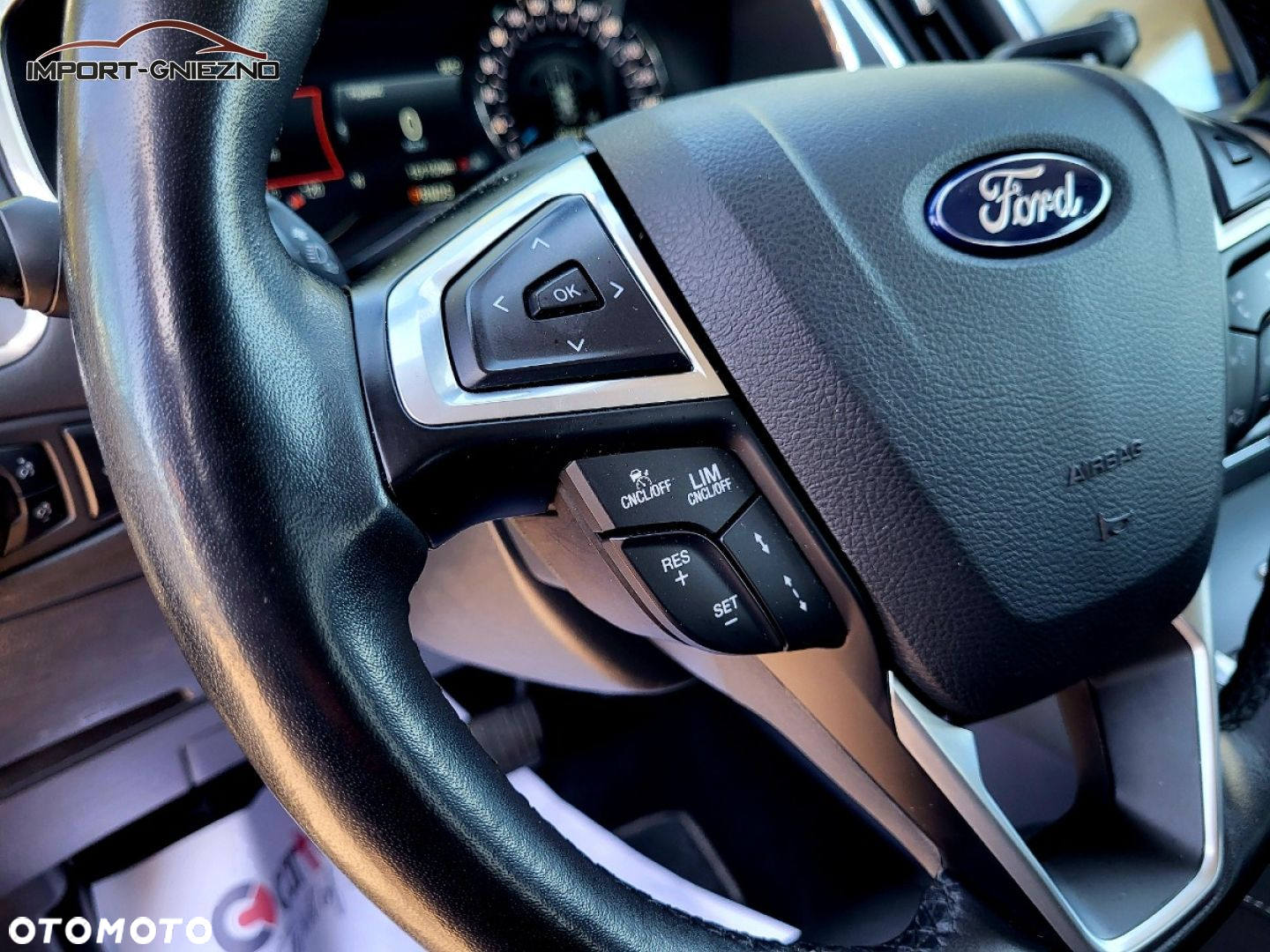 Ford S-Max - 23