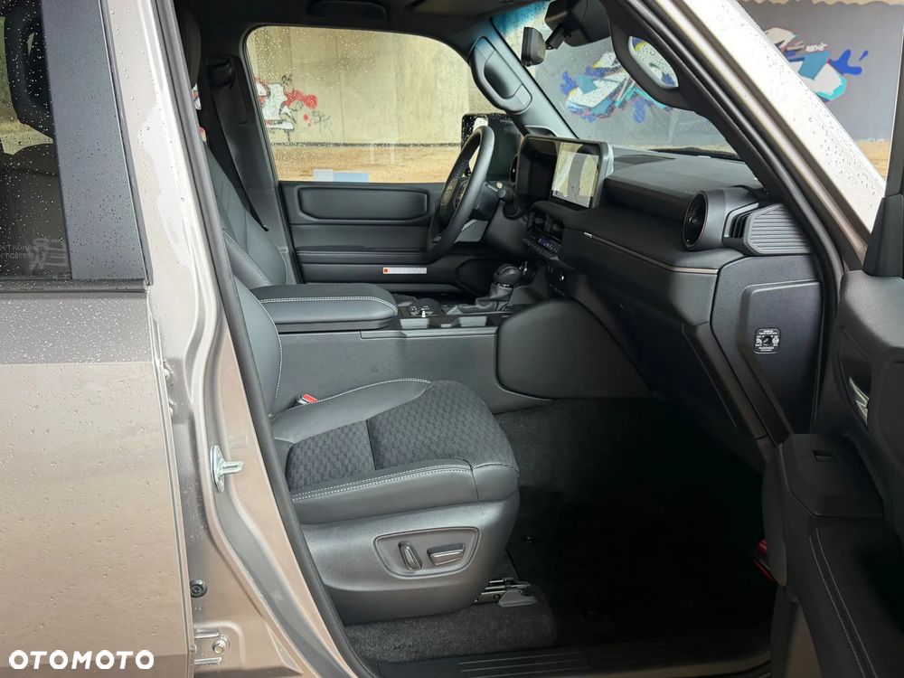 Toyota Land Cruiser LC 2.8 D-4D Executive - 21