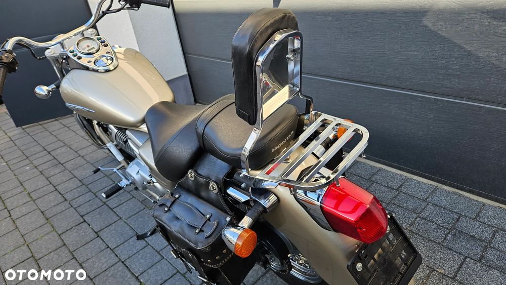 Honda Shadow - 32