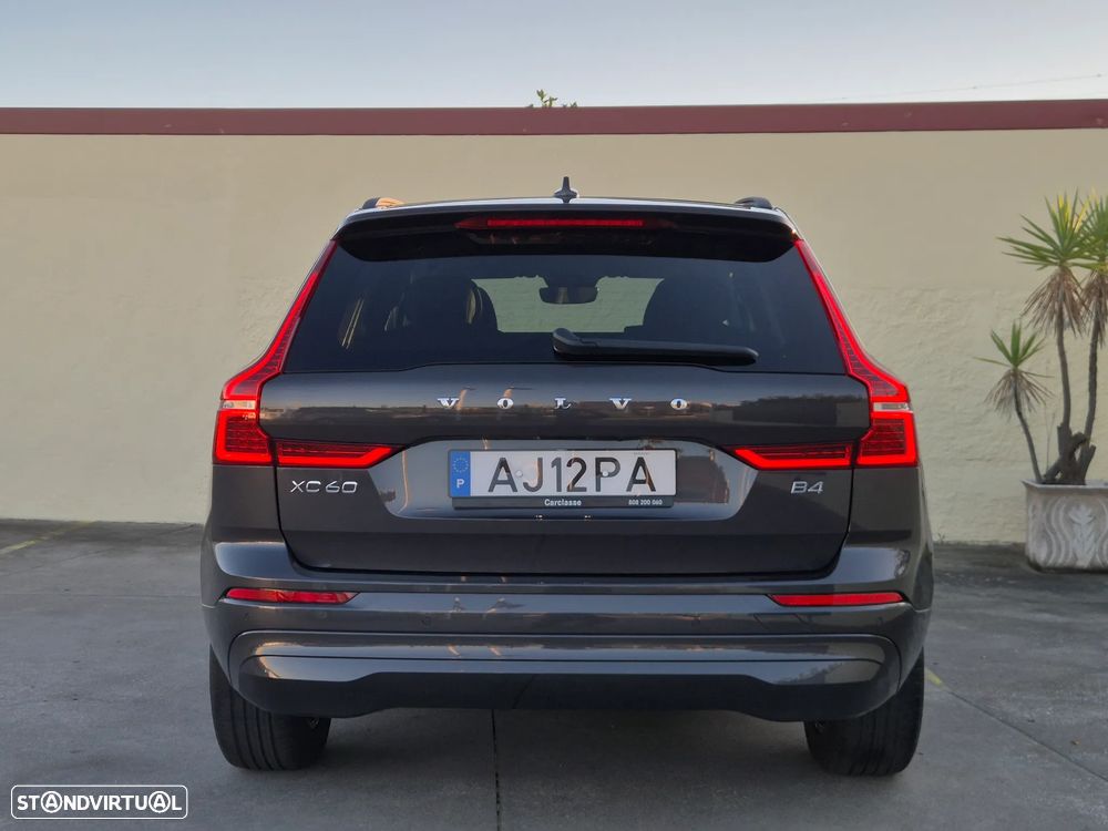 Volvo XC 60 2.0 B4 Momentum Plus - 13